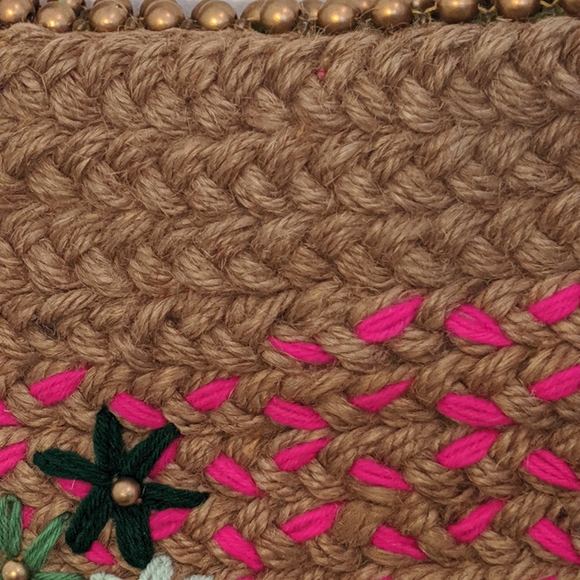 Floral Straw Crossbody Shoulder Bag - Picture 2 of 5